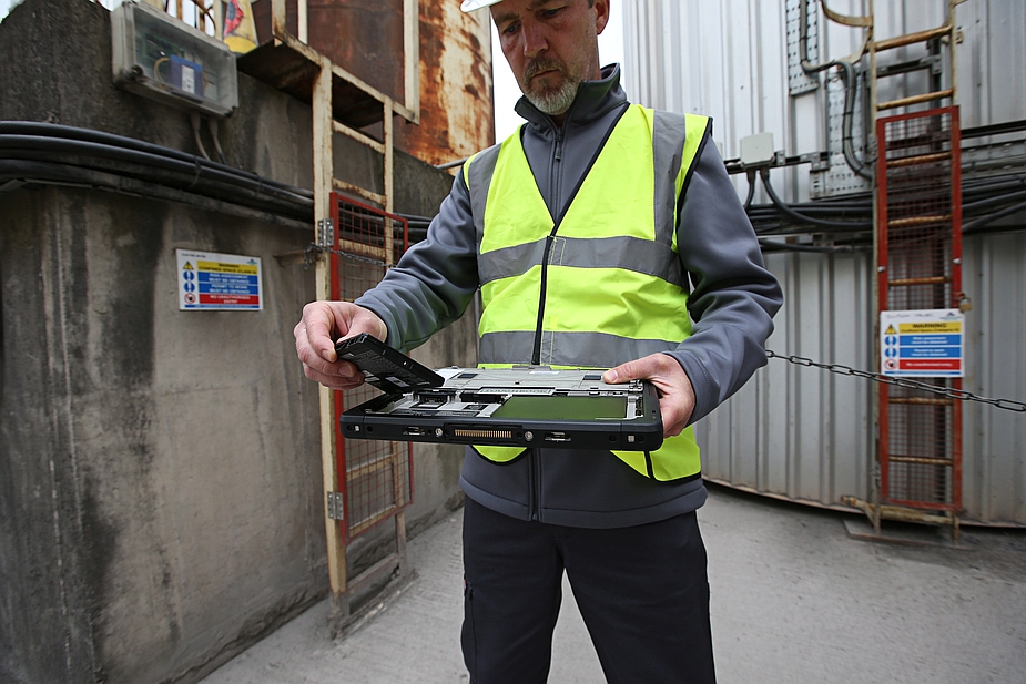 Panasonic Toughbook CF-33 and Utilities