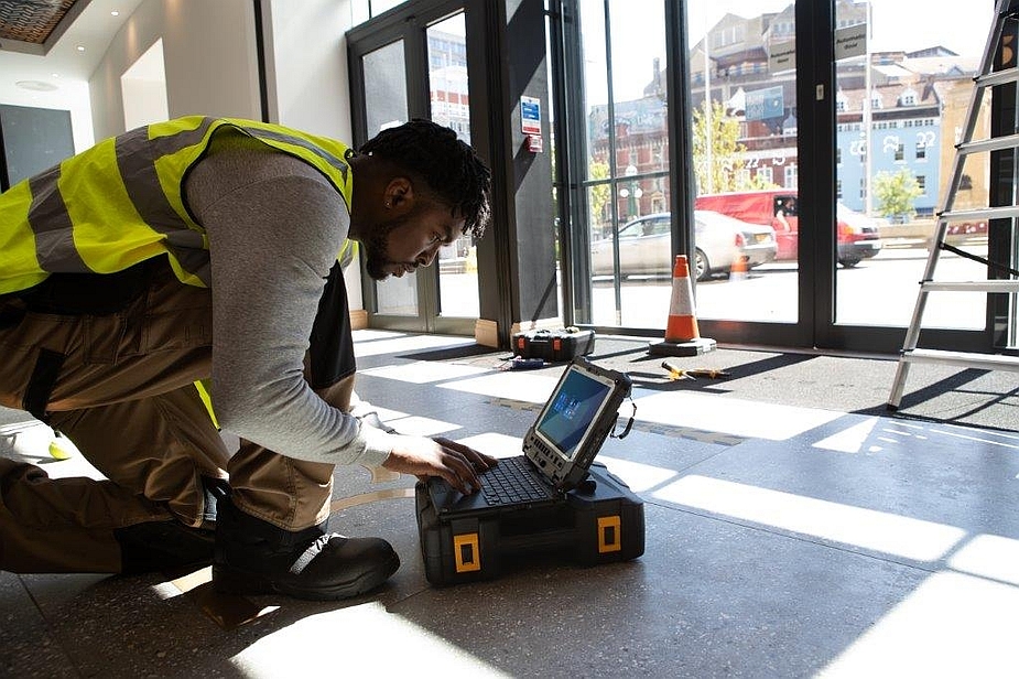 Panasonic Toughbook FZ-G2 and Field Service