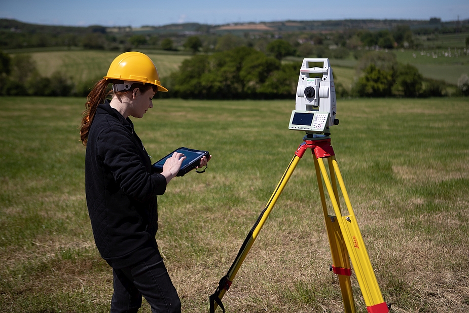 Panasonic Toughbook FZ-G2 and Land Survey